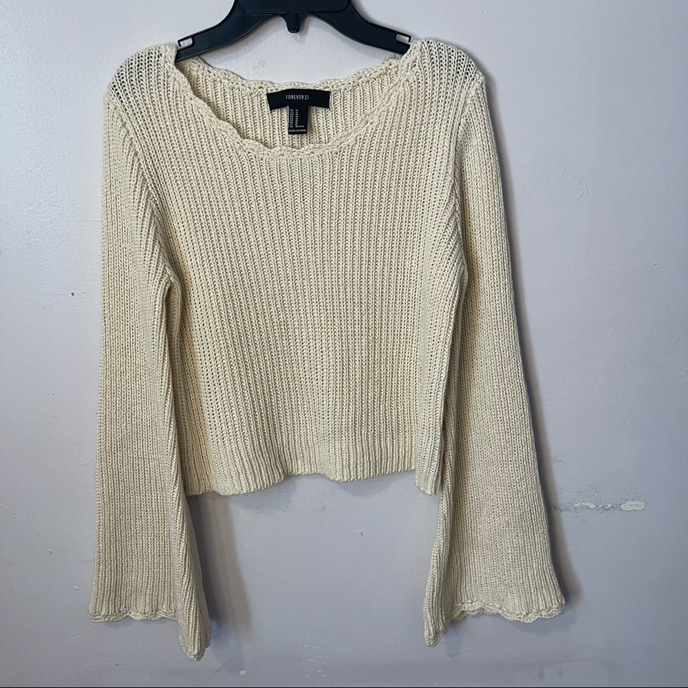 Forever 21 Womens crop sweater
